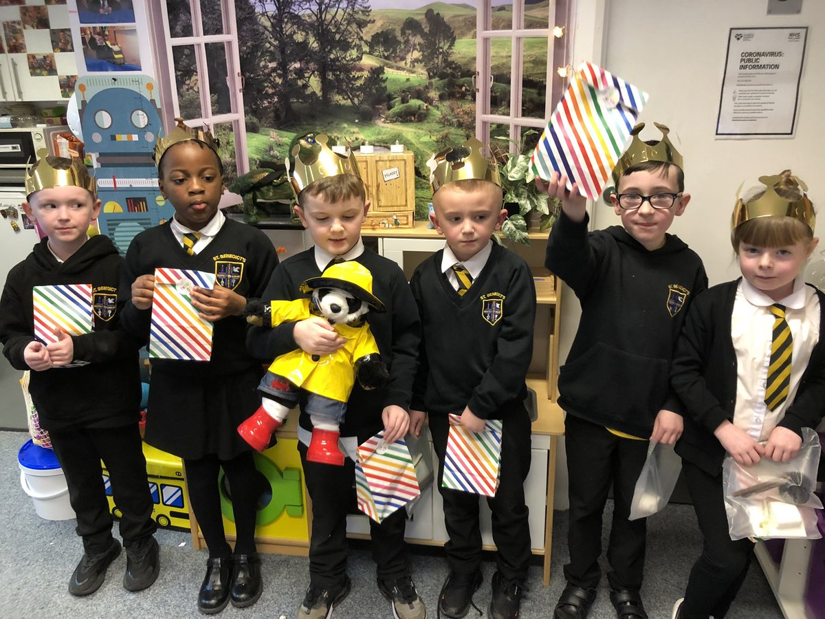 TheHiveStBen's tweet photo. Happy birthday Ginger 🐼🥳We had the best time celebrating Ginger’s birthday and reading stories ! @StBenedictsPS @GlasgowNurture https://t.co/LvxoYYl9rp