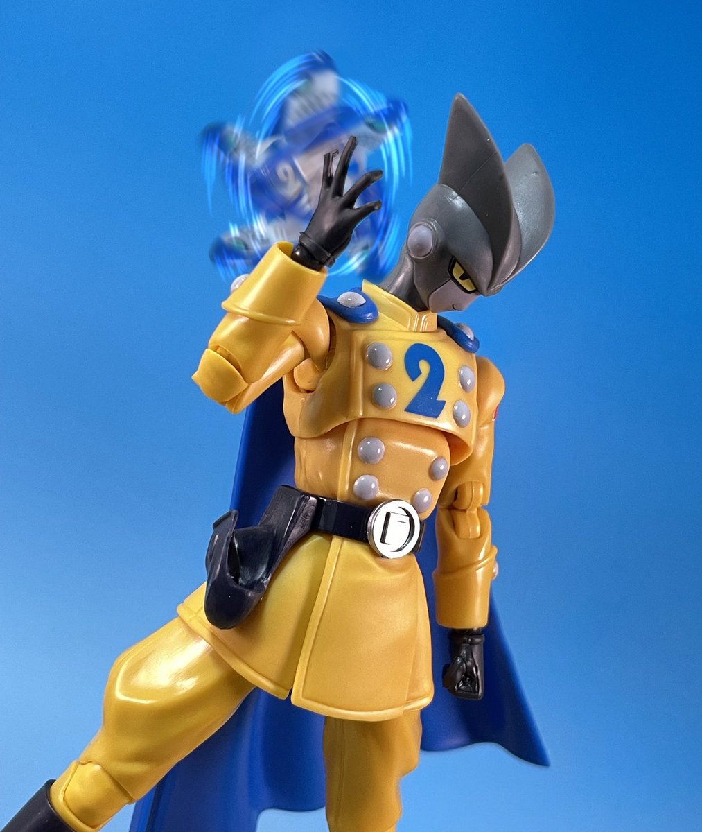 Sdu3q5G7's tweet photo. #楽しく玩具撮影中 
ピッコロVSガンマ2号

「残念！オレはただのピッコロだ！
で、古くさいヒーローのようなお前は？」

「フッ…せめてレトロと言ってほしいね」#SHFiguarts #ドラゴンボール超スーパーヒーロー https://t.co/6ldplATHPx