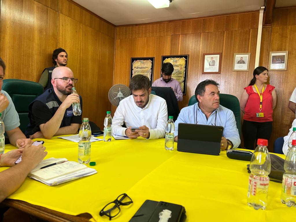 JCBeltranSilva's tweet photo. .La situación en #LaAraucania ha sido #devastadora en cuanto a la pérdida de #viviendas, siendo un gran dolor que mis vecinos me han pedido acelerar al máximo la ayuda Y así se lo he hecho saber al Ministro de @MinDesarrollo Social en reunión en #LUMACO ... https://t.co/i5Z4YEKLm6