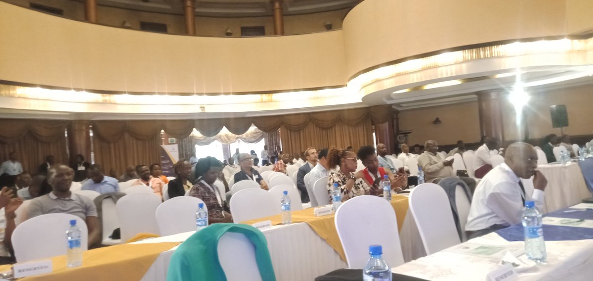 arthurmwangi39's tweet photo. E-mobility is the future now!!!, let's always remember that e mobility comes with both challenges and opportunities in equal measures. E waste from e mobility should be a day to day discussion.
@TheWEEECentre
@KenyaPower
@Bonnie_Mbithi https://t.co/yPEGbgC5C4
