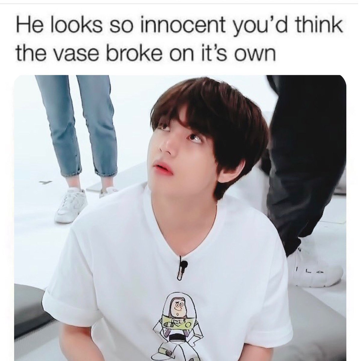 َ (@taevoodle) on Twitter photo 