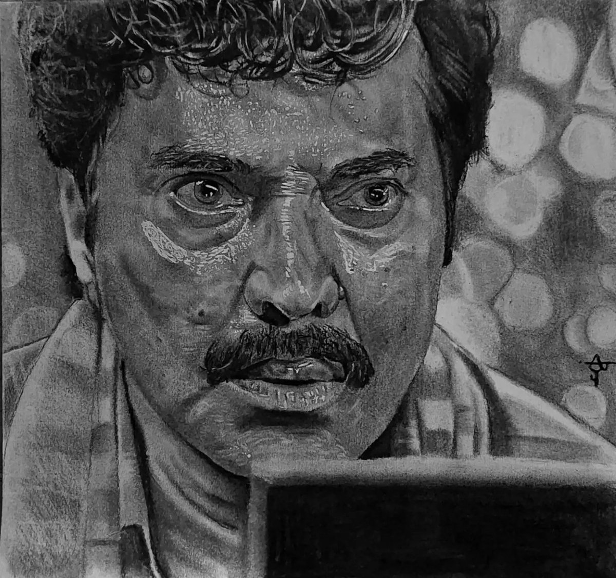 Drawing of @mammukka from the movie #NanpakalNerathuMayakkam. Hope u all liked it.❤️ . . Please Share if you liked it.♥️ . . @mammukka @MammoottyFC369 @MammoottyU @MammoottyLive1 @dulQuer #Mammootty #LijoJosePellissery #NanpakalNerathuMayakkam