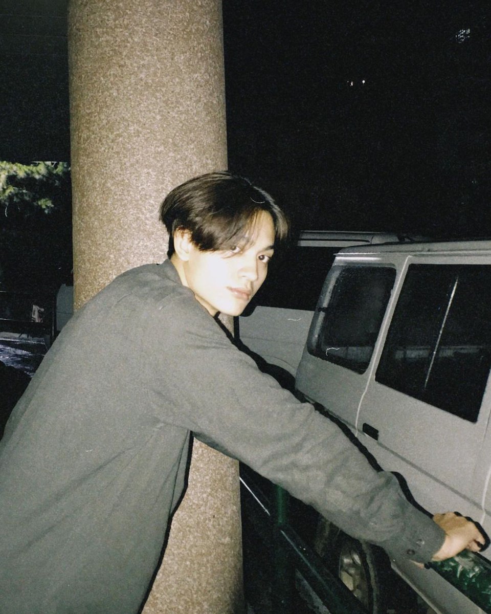 iluvrystr's tweet image. HAPPY BIRTHDAY, TOTO! 🥳🫶 ipapabirthday namin sa'yo ang pagsama mo sa debut line🫰🫰🫰🫰