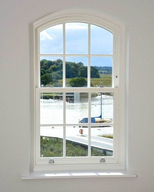 DaleWindows's tweet photo. A classic white timber sash window never looks out of place. ✨
#dalejoinery #joineryuk #sashwindow #timberwindows #dreamhome https://t.co/9UdRwOBcZ5
