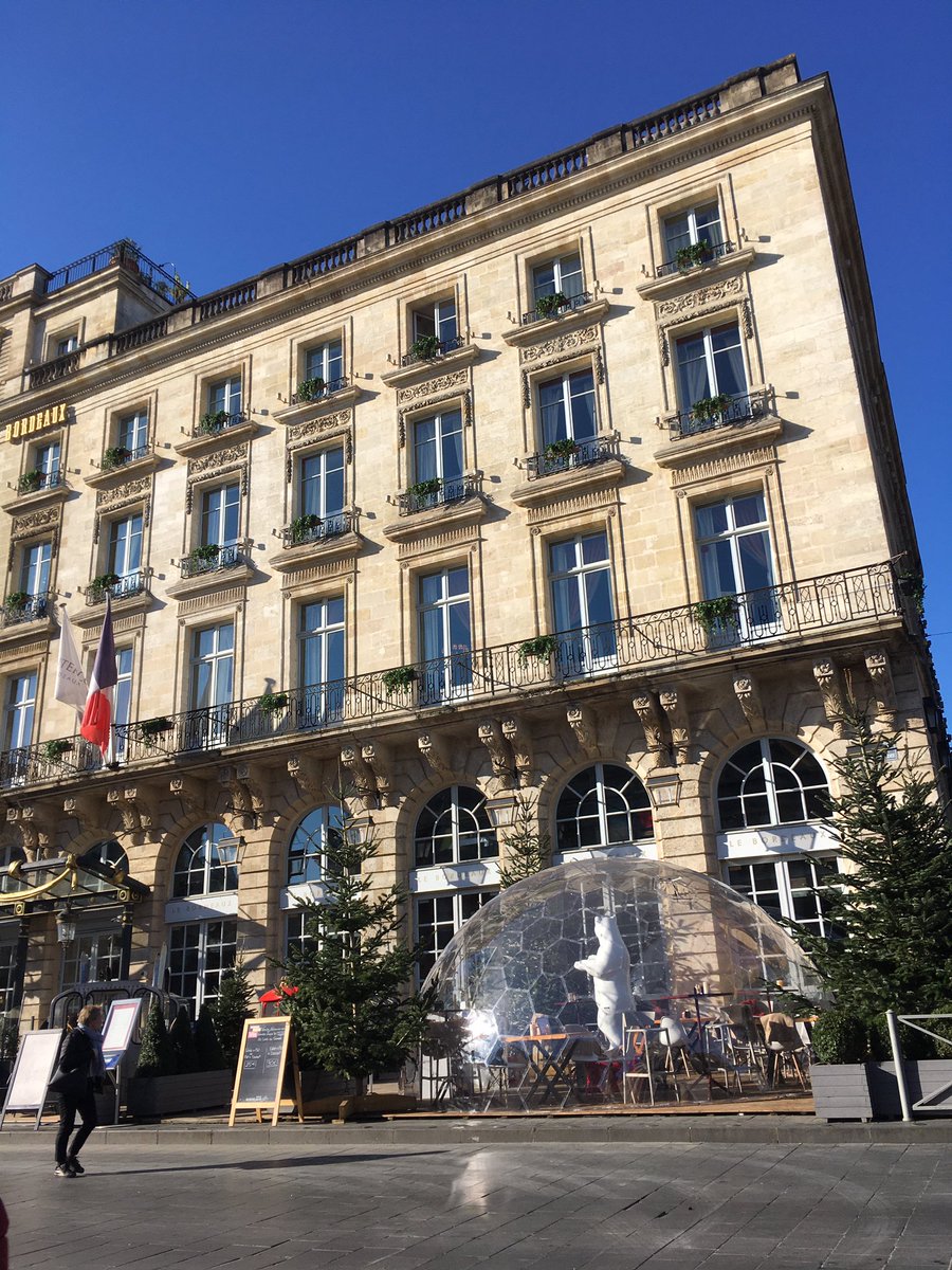 RT @frangla: Gordon Ramsay’s restaurant, in the centre of Bordeaux, looking rather resplendent in the sunshine today https://t.co/hZb0zF5wz8