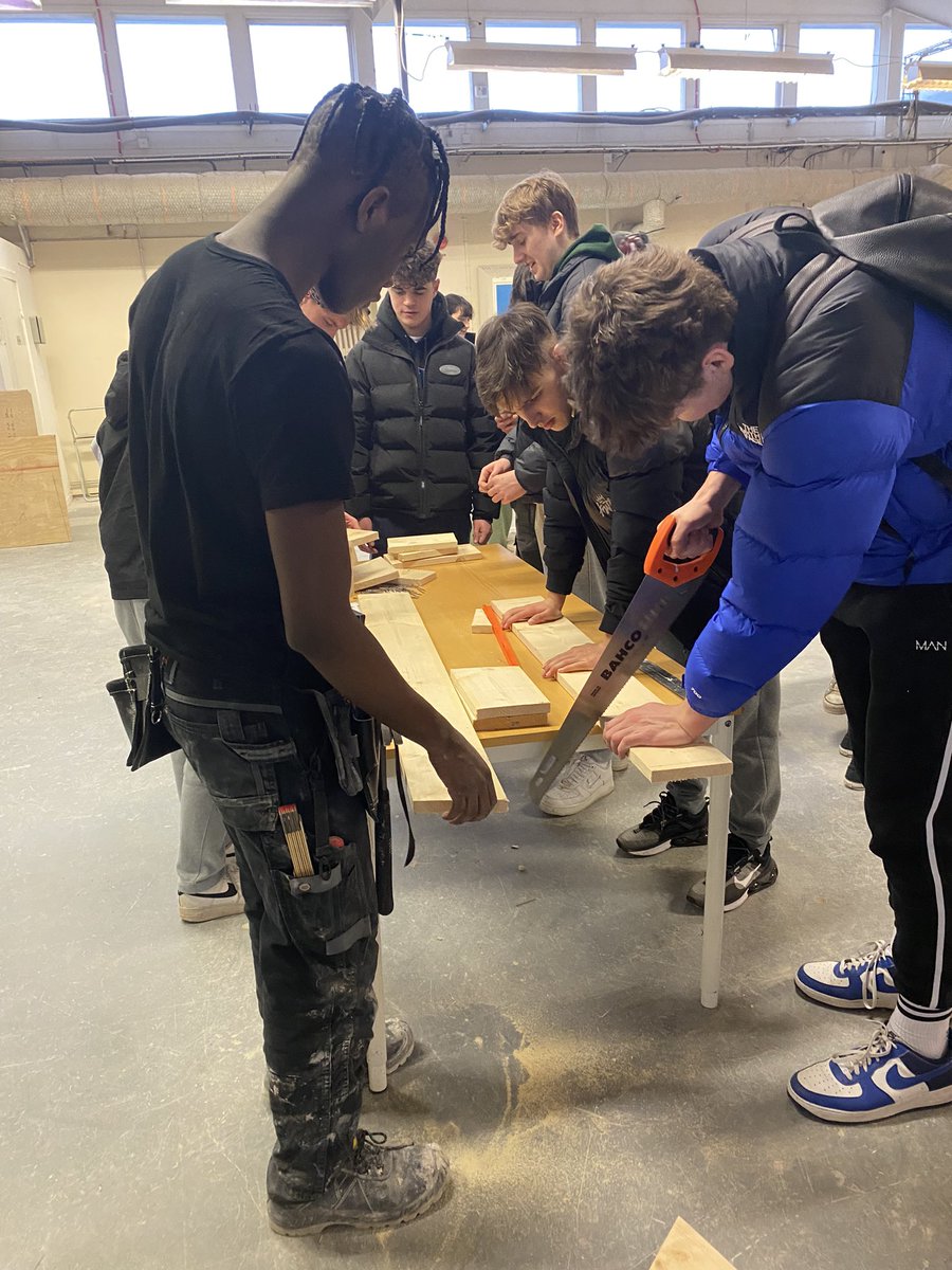 ExchangeSwedish's tweet photo. This afternoon we are down at the construction programme and creating something… https://t.co/EZsoPiQWE9