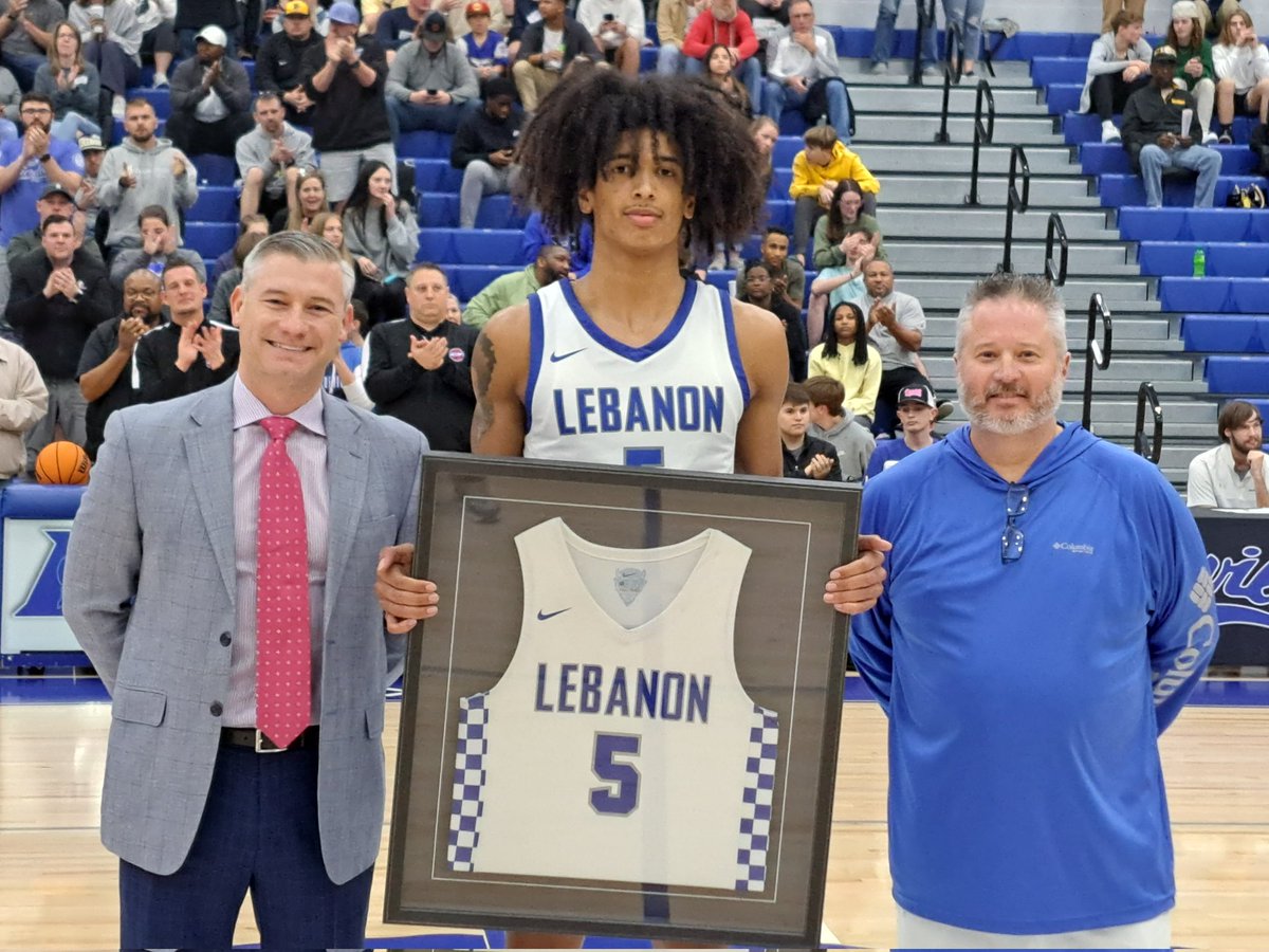 Prior to @LebanonHoops Feb. 7 game v. @MJHS_Hoops Blue Devil Class of 2023 @jarred_ha11 was honored as the program's all-time leading scorer. After scoring 31 against the Bears, he now sits at 1,608.
