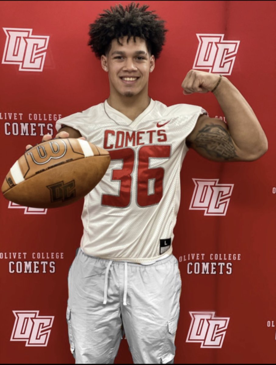 CoreyMitchellEK's tweet photo. After a great visit to @olivetcollege.   I am Honored to receive my second college football offer to @OlivetCollegeFB. Thanks for the opportunity!! #TheExtraMile https://t.co/klQrSQB5WV