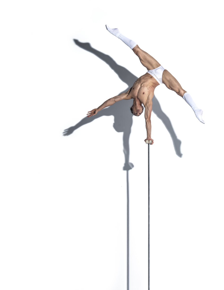 Сүүдрийн урлаг. #handstand #shadow