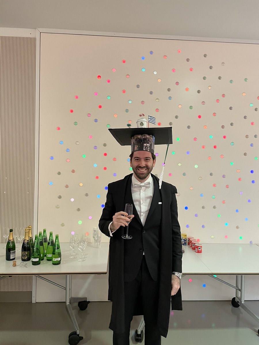 Simon Newstead tweet media