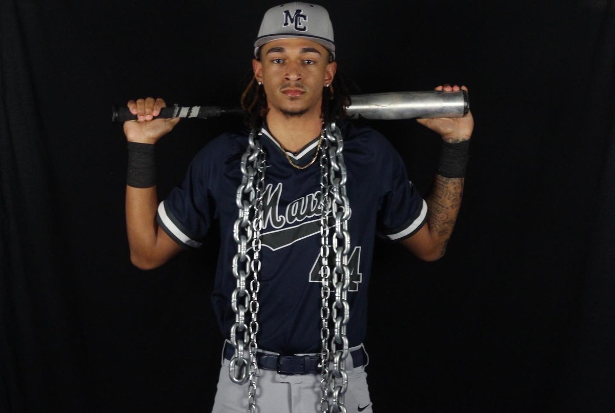GoMHSMules's tweet photo. Alumni Alert - Keondre Greene starting his Freshman year at Mercy College. #gomules #baseball @MalverneUFSD @MalverneHS @mercycollege @MHSMulePhysEd https://t.co/MjLgoHSP2T