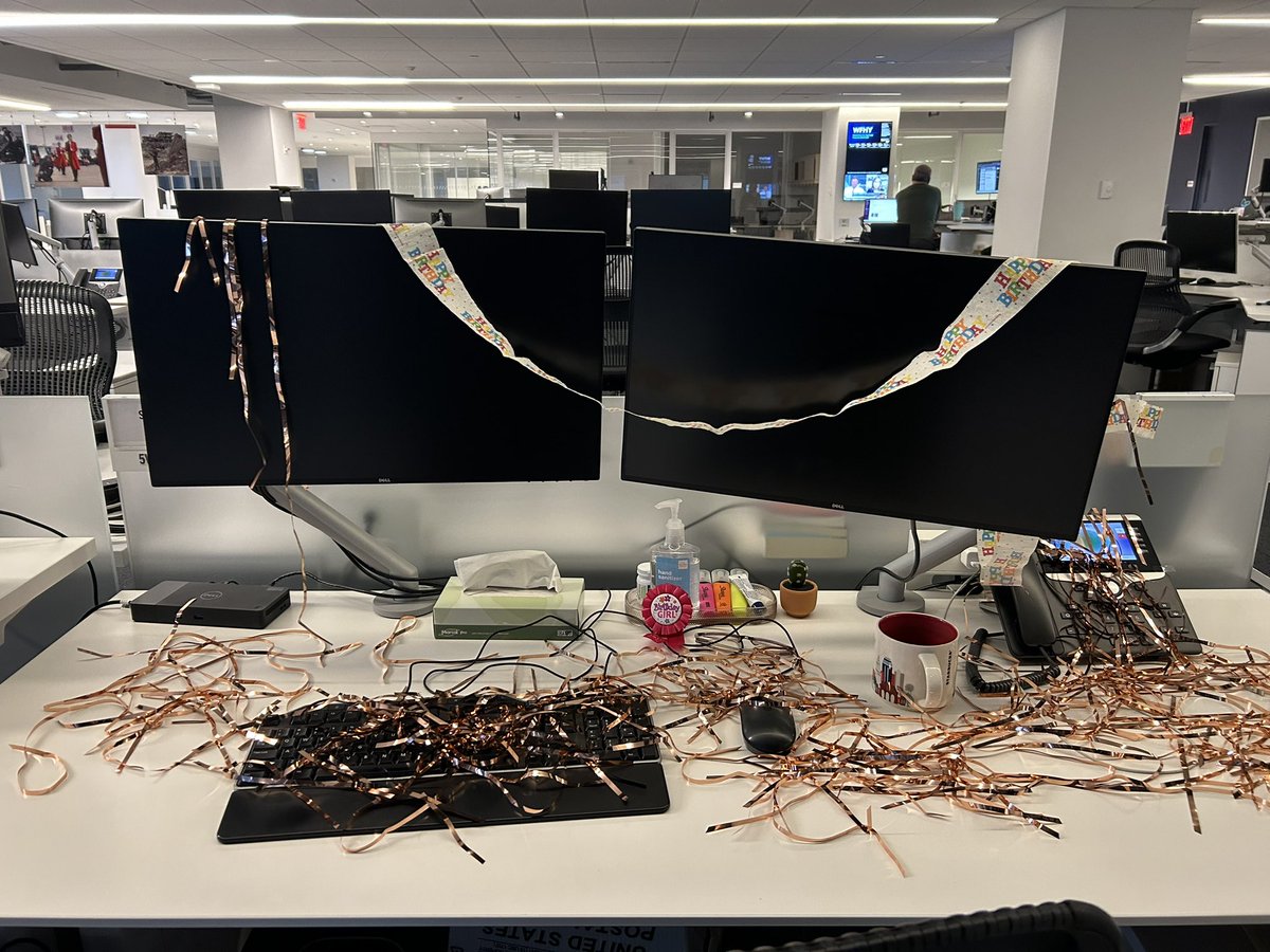 really though I was gonna get away with having a lowkey mid-week Birthday but my (amazing) coworkers had other plans.