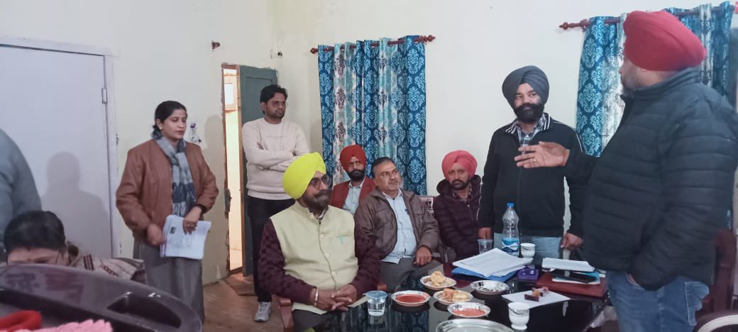 Kashmir_s_wahla's tweet image. ਗੁਰਦਾਸਪੁਰ DEO ਦਫਤਰ ਵਿੱਚ ਵਿਸ਼ੇਸ਼ ਲੋੜਾਂ ਵਾਲੇ ਬੱਚਿਆਂ ਲਈ ਲੱਗੇ ਅਸੈਸਮੈਂਟ ਕੈਂਪ ਵਿੱਚ ਸ਼ਿਰਕਤ ਕੀਤੀ ਅਤੇ ਲੋੜਵੰਦ ਬੱਚਿਆਂ ਨੂੰ ਮਿਲਿਆ ਅਤੇ ਉਹਨਾਂ ਨੂੰ ਯਕੀਨ ਦਵਾਇਆ ਕੇ ਸਰਕਾਰ ਦੀ ਹਰ ਸਹੂਲਤ ਉਹਨਾਂ ਨੂੰ ਪਹਿਲ ਦੇ ਅਧਾਰ ਤੇ ਮਿਲੇਗੀ @ArvindKejriwal @BhagwantMann @JarnailSinghAAP @raghav_chadha @SandeepPathak04