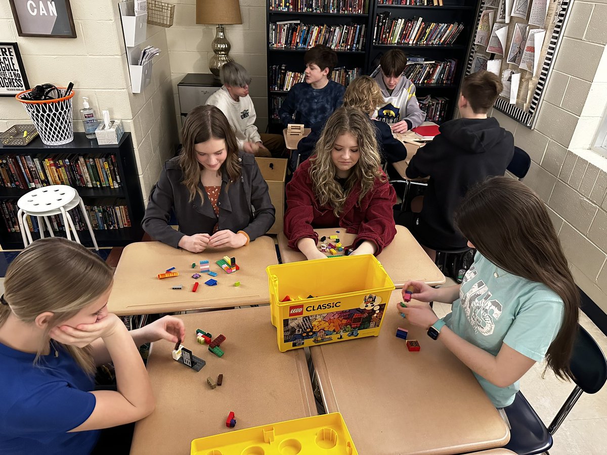 Clinton-Massie Elementary School tweet media