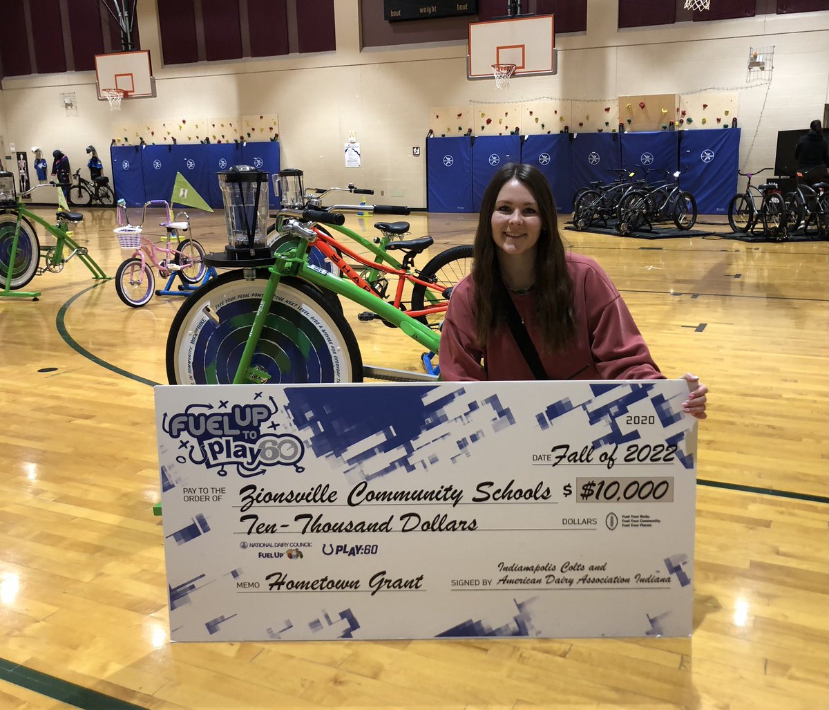 CaroleDehaven's tweet photo. @alyjaxn @PurdueHHS alumni Talking about healthy choices in wellness with a donation from @INDOT #bikeinsafe @americandairy @Colts for helmets &amp; smoothie bikes Hometown Grant @Nine13sports for kids riding bikes @IndianaSHAPE @LifeAtPurdue @HKPurdue https://t.co/cNwM2gsENP