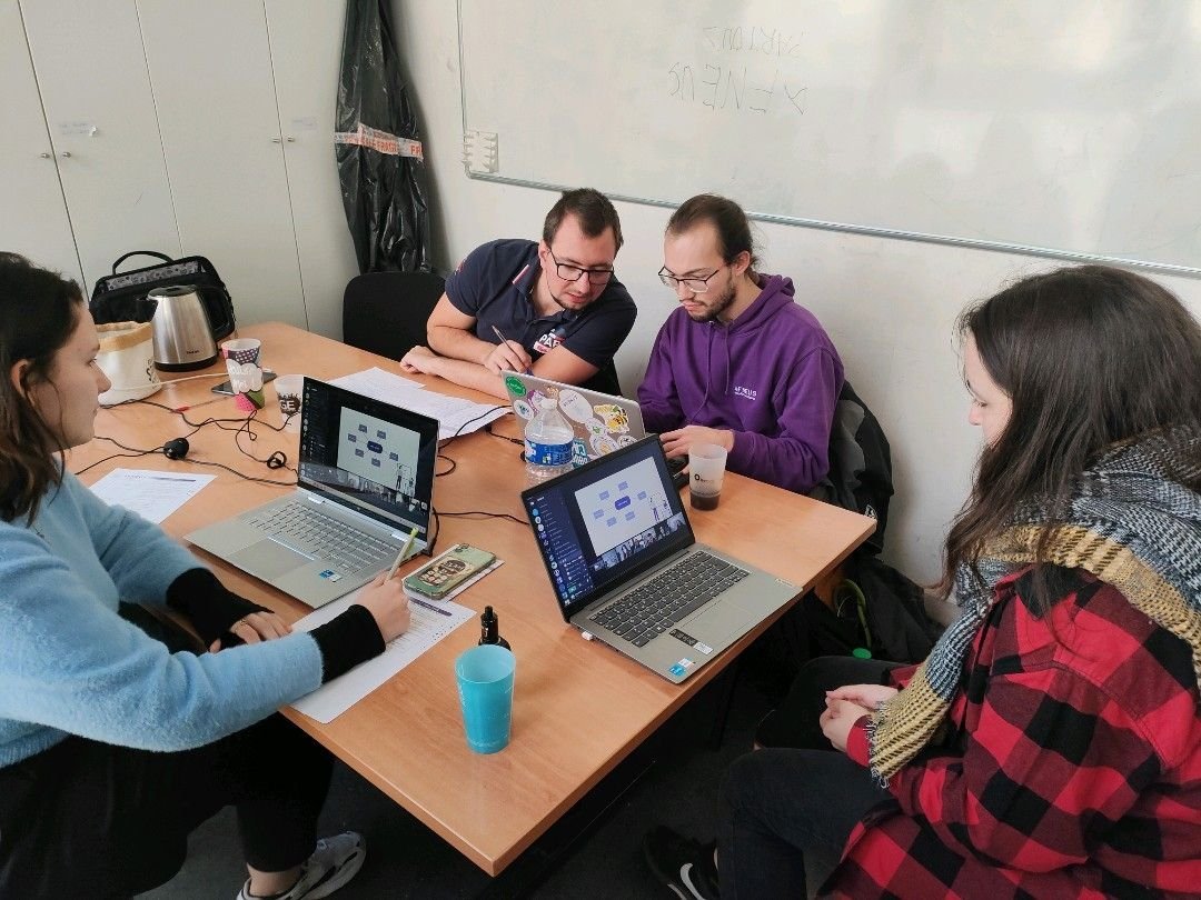 AFNEUS's tweet photo. Ce Week-end du 3 au 5 Fév s'est déroulé le #WE2F, Week-End de #Formation #Formateurs et #Formatrices de l’@AFNEUS avec son #réseau en hybride.
Au programme :
🟣 #Andragogie
🟣 Echanges d'expériences
🟣 Prise de parole en public
🟣 #Cohésion
#AFNEUSPartout https://t.co/F7hjl22C9G