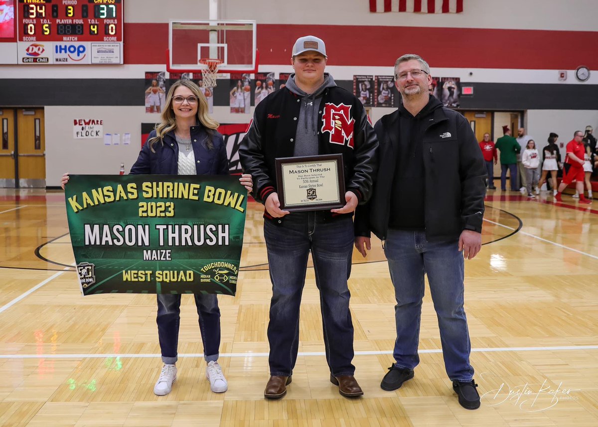 CoachMerc72's tweet photo. Fired up for @thrush_mason and @CadenMirand to represent #MaizeFootball in the 2023 Shrine Bowl. Congratulations fellas!!! #MaizeOL #FAA. 📸:@DustinBaker78 https://t.co/gnqfrSEHXi