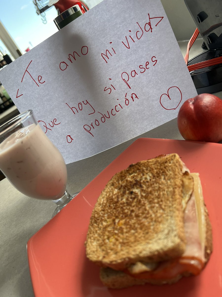 5eniorDeveloper's tweet photo. Esto sí es amor 🥰 https://t.co/zya3MWZ68r