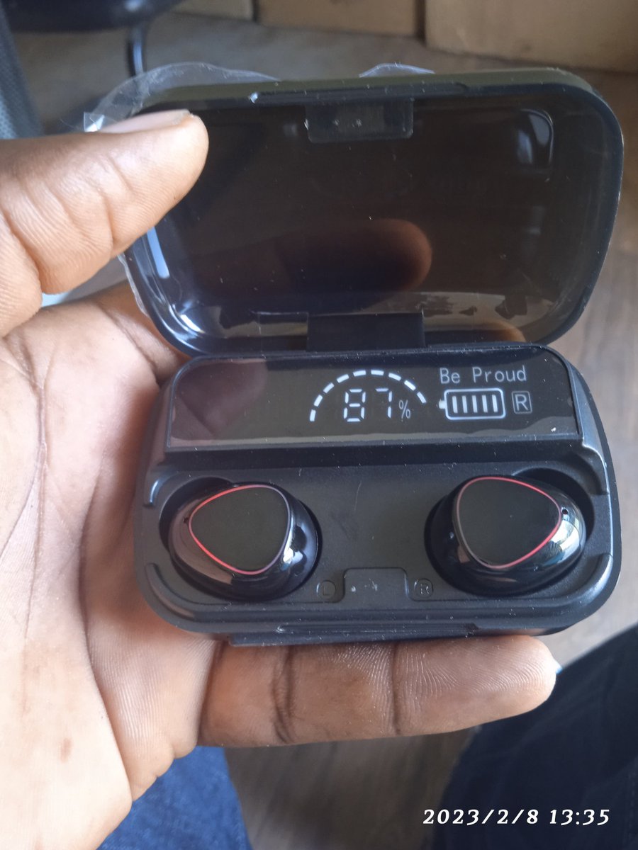 _palandaseko's tweet photo. Two errands today ksh600... Asante sana to my employers wa Leo

Kindly retweet najua siwezi kosa 2 clients nijaze 1k.
Rent inanipeleka mbio,nishalipa Rent ya Mathe bado yangu sasa.

Pia ukitaka lorry za transport call me/WhatsApp 0723579013

Asanteni sana wakubwa🙏

#HowWeSurvive https://t.co/ecU1XKOTml