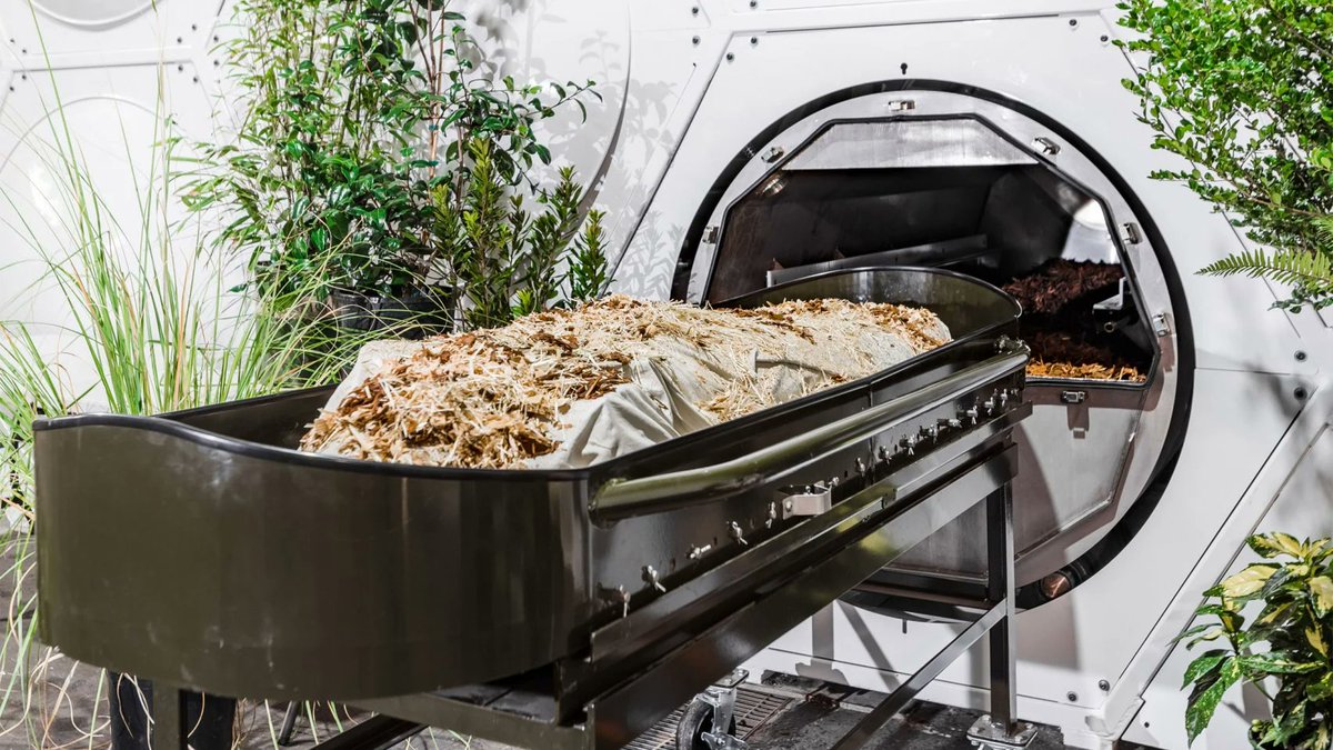 tomravenscroft's tweet photo. Future of burials? This human composting facility aesthetic is part Star Trek, part 2001, part suburban crematorium –  https://t.co/7Up3yTrSu2 (via @Dezeen) https://t.co/C7qoNPlsYL
