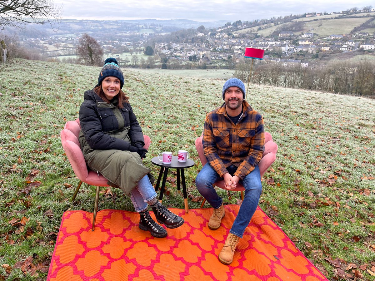 Boom Cymru (@boomcymru) on Twitter photo Mae #PriodasPumMil yn parhau nos Sul am 20.00 ar <a href="/S4C/">S4C 🏴</a>, ac mae'r gyfres hyd yma ar gael i'w mwynhau ar Clic: s4c.cymru/clic/programme… The new series continues on Sunday, and you can catch up now - or enjoy again! Mae #PriodasPumMil yn parhau nos Sul am 20.00 ar <a href="/S4C/">S4C 🏴</a>, ac mae'r gyfres hyd yma ar gael i'w mwynhau ar Clic: s4c.cymru/clic/programme… The new series continues on Sunday, and you can catch up now - or enjoy again!
