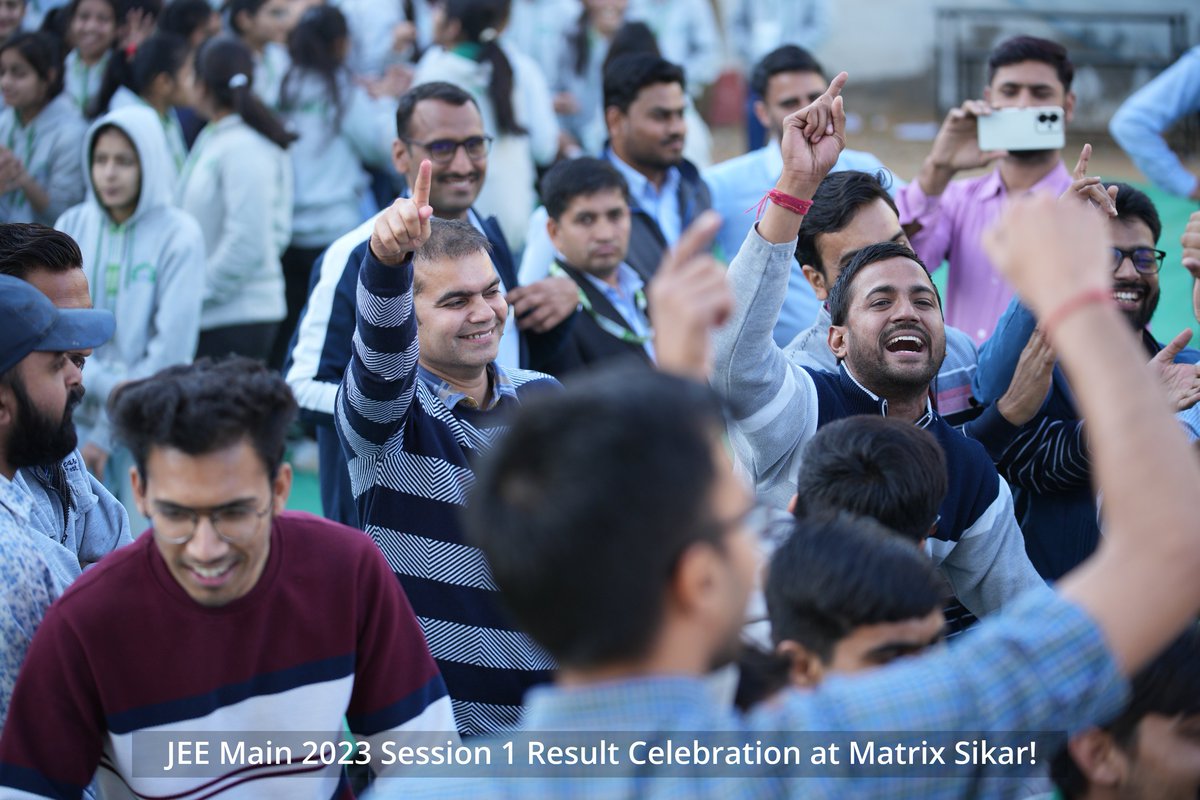 MatrixSikar's tweet photo. 🎊Victory Celebration at #MatrixSikar! For a winning #JEEMain2023Session1Result:
💯 A 100 percentiler, All India Joint Topper from Matrix Sikar! 
✌️ 99.00%ile and above – 60 students (Highest in Sikar)
😎 3 out of Top-4 students from Sikar are from Matrix! 

#JEEresultcelebration https://t.co/ZwS3jBPXRk