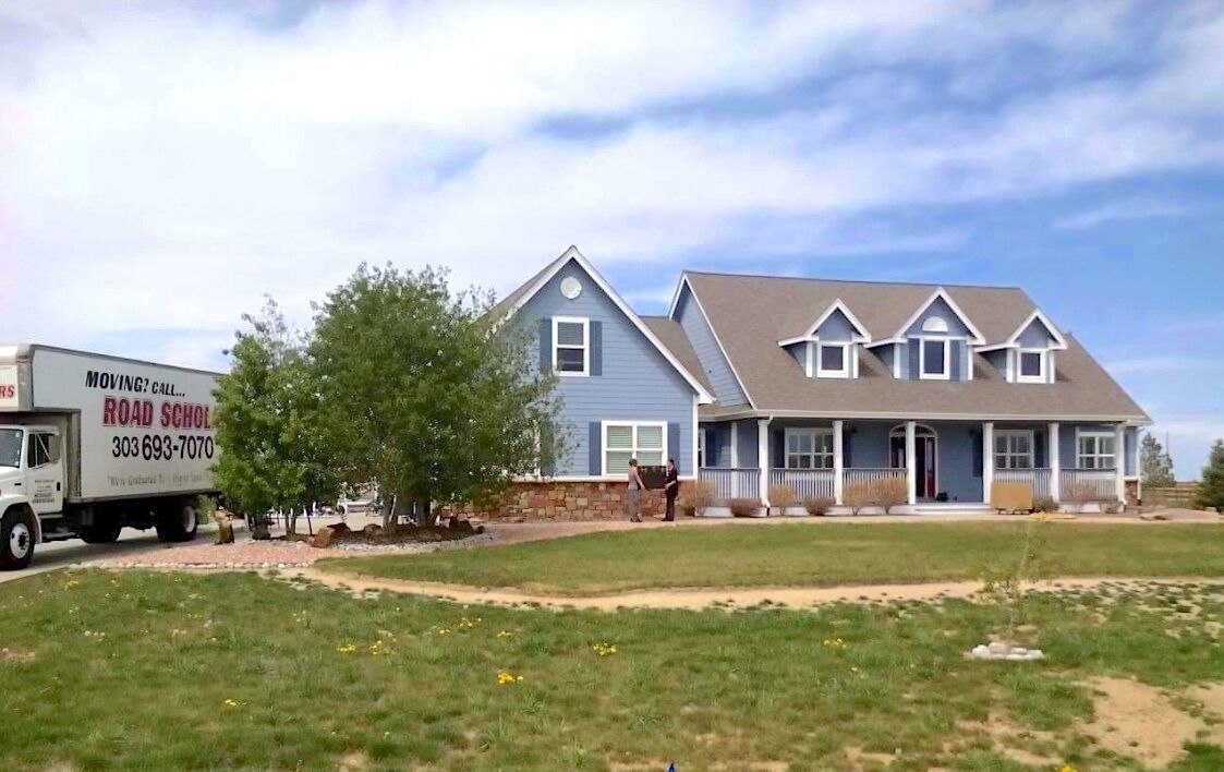 BestDenverMover's tweet photo. Planning a #LongDistanceMove? Our site has plenty of tips and we're happy to offer tailored advice. For quality insight or free quote, call us at 303-693-7070. https://t.co/blBXLxbWED

#RoadScholarsMoving #DenverMovers #DenverMoving #Denver #LongDistanceMovers #LongDistanceMoving https://t.co/frI75iTfMl