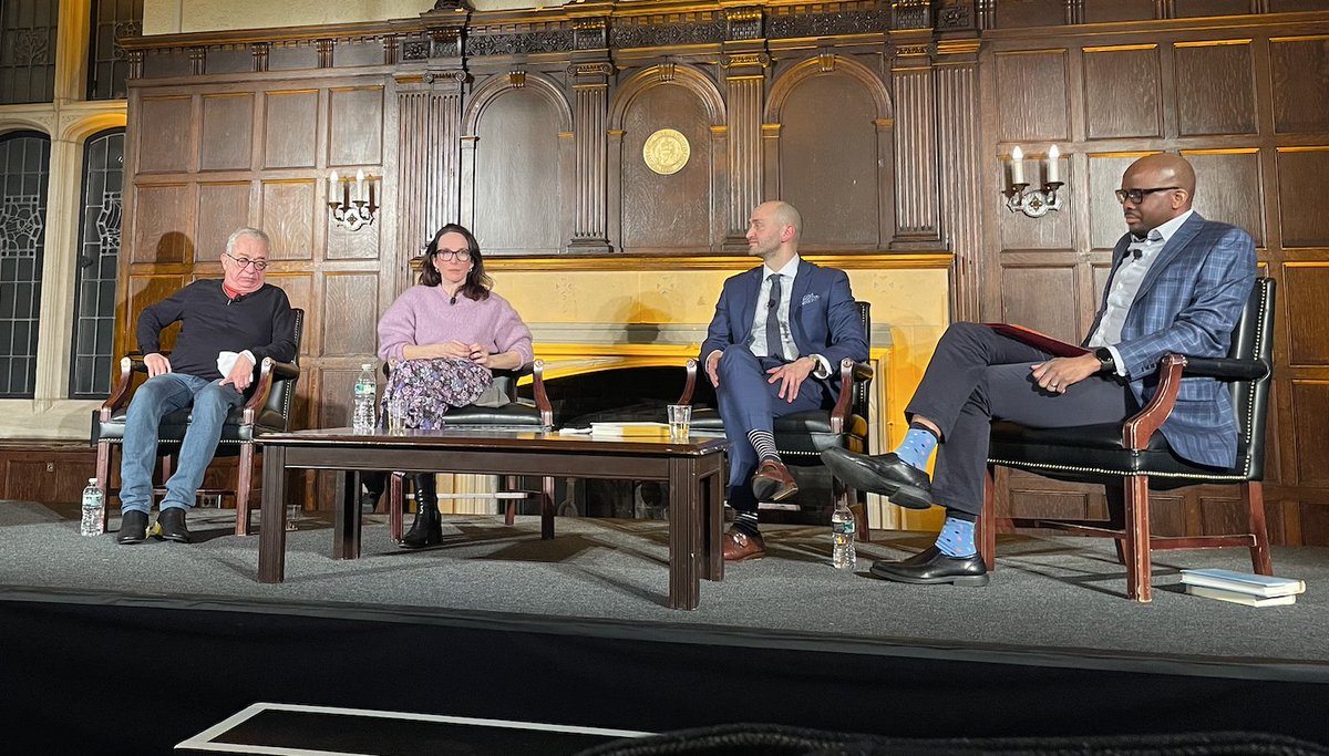 Lannan Symposium 2023: @rabihalameddine (The Angel of History), @meghanor (The Invisible Kingdom), @dmarchalik (urologist, @MedStarWHC) and @topefolarin (A Particular Kind of Black Man) discussed parallels between the AIDS and COVID-19 pandemic and writer's role in the aftermath.