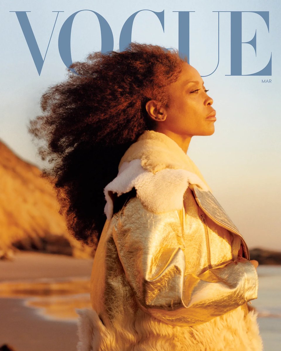 StreetFashion01's tweet photo. Erykah Badu for VOGUE! (2023) https://t.co/xpUSjzSiLX