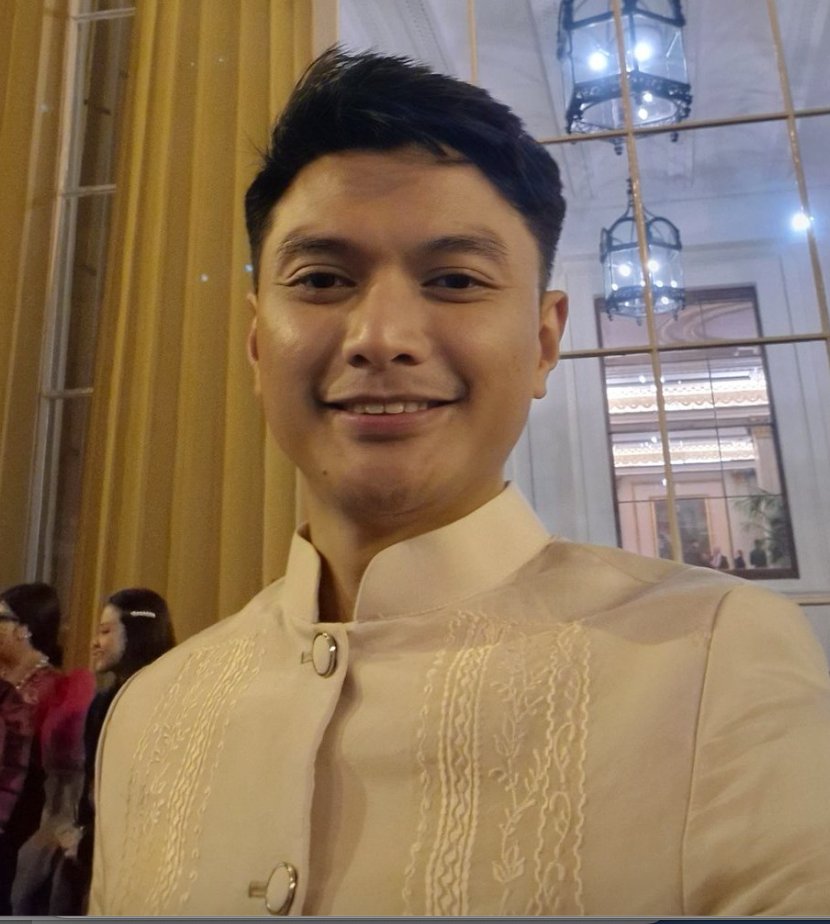 Tinig UK (@tinig_uk) on Twitter photo We have just updated our piece a 3rd time to include <a href="/KJMMarasigan/">Kyle Joshua Marasigan</a>, another exemplary Filipino nurse who was invited to Buckingham Palace on 1st Feb.
Get to know some (there are lots of them!) of our amazing nurses in this article:๐๐๐
bit.ly/ESEA-reception We have just updated our piece a 3rd time to include <a href="/KJMMarasigan/">Kyle Joshua Marasigan</a>, another exemplary Filipino nurse who was invited to Buckingham Palace on 1st Feb.
Get to know some (there are lots of them!) of our amazing nurses in this article:๐๐๐
bit.ly/ESEA-reception