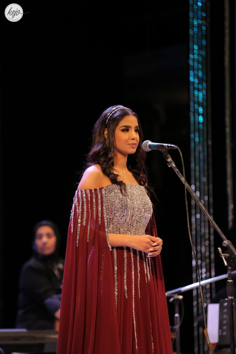 Bassmaattaa's tweet photo. المغني حياه الروح ✨♥️
#بسمه_عطا https://t.co/yqeasUYnA2