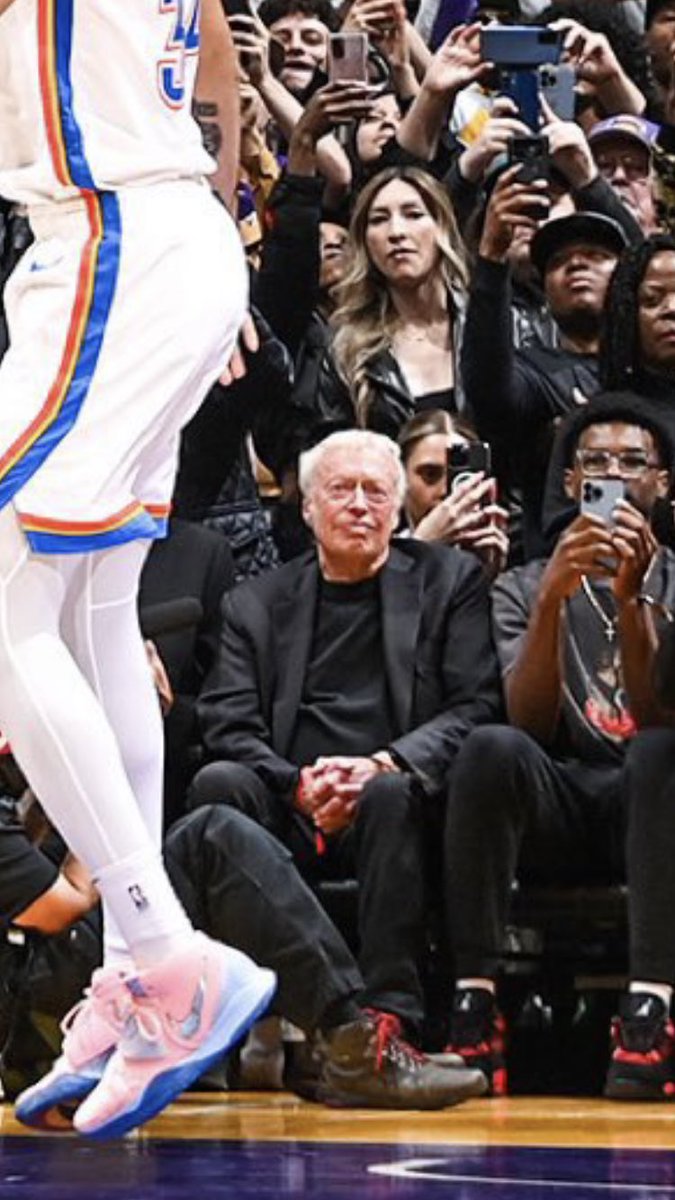 James Gray tweet media