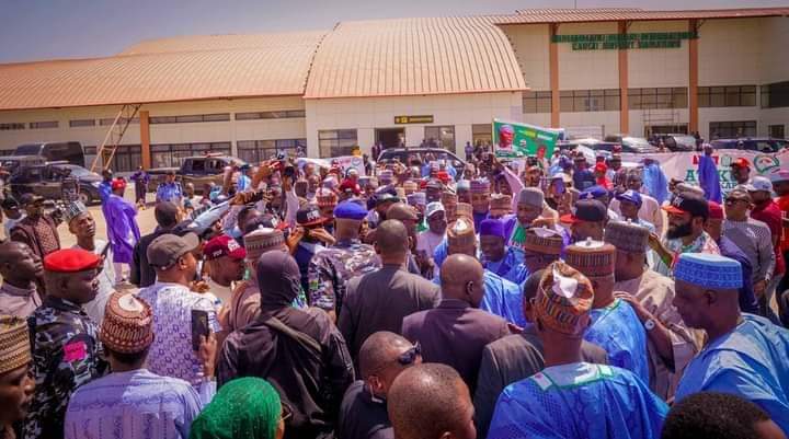 AdamAbu91543924's tweet photo. This is touchdown, Yobe. We are here to Recover Nigeria. -AA #RecoverYobeWithPDP #atikuorganizingforaction #AtikuOkowa2023 https://t.co/wbNGQt9R1J