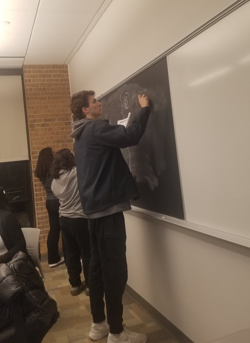 ProfKylenaCross's tweet photo. After 5 Math Dive
 @FrederickCC 🔥
Evening students ROCK!
.
.
.
.
.
#math #mathteacher #mindset #studentsfirst #stem #keeplearning #letsgo #yougotthis #wegotyou #collegelife #iloveteaching #oneproblemisneverenough https://t.co/oWtNp7oqZ2