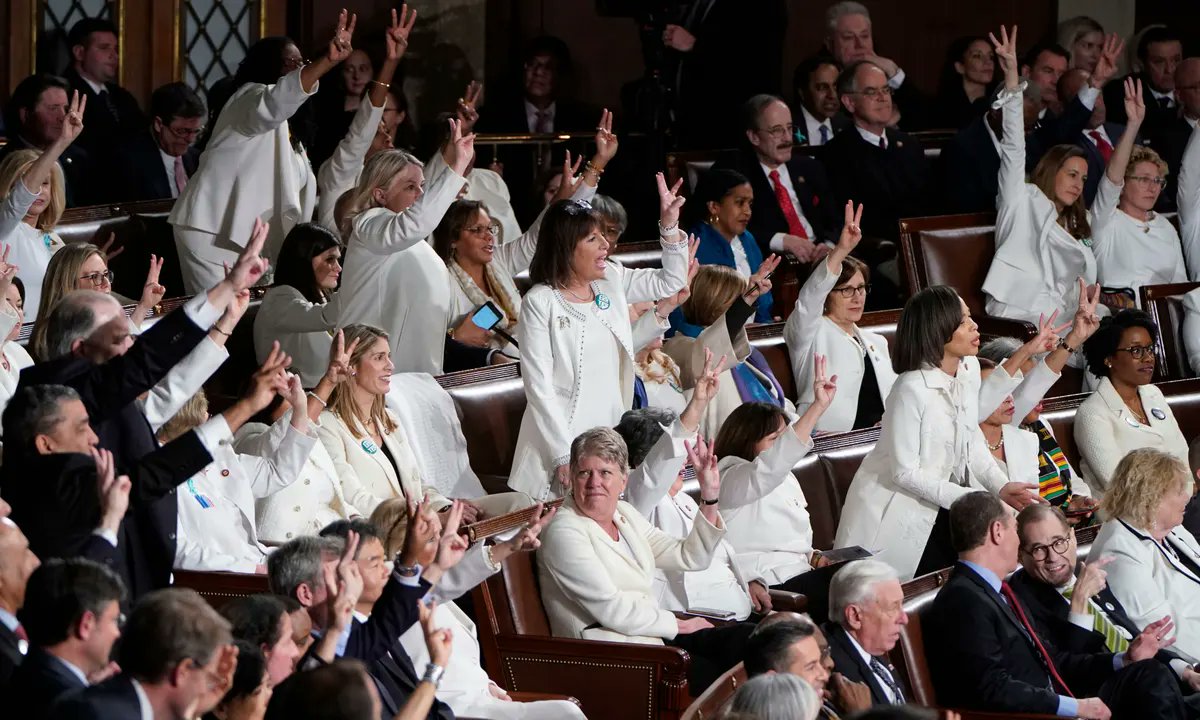 EndWokeness's tweet photo. “OMG the Republicans were so rude to Biden last night” https://t.co/K2AlmivxHG