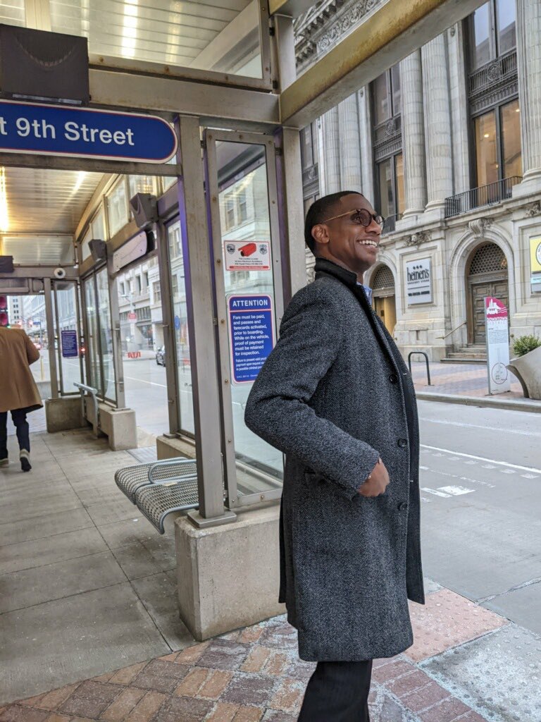 Smooth ride on the HealthLine this morning. Kudos to <a href="/CLEforTransit/">Clevelanders for Public Transit</a> for pushing all of us to fight for more reliable, equitable transit in the LAND. #TransitForThePeople
