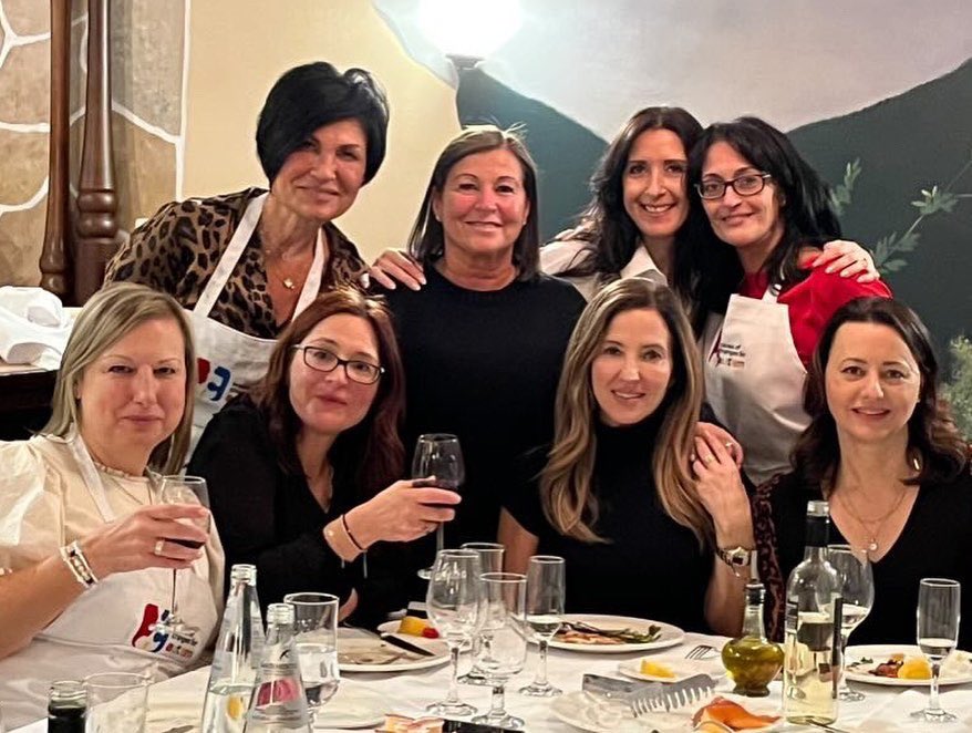 wavesofchanges1's tweet image. A Night Dedicated To Autism 
Our hearts are full and so are our tummies. Thank you Chef Tony from Allegro Fine Foods for hosting a  wonderful evening surrounded by lovely company enjoying delicious food, wine and incredible entertainment! 

#cookingforacause #wavesofchanges1