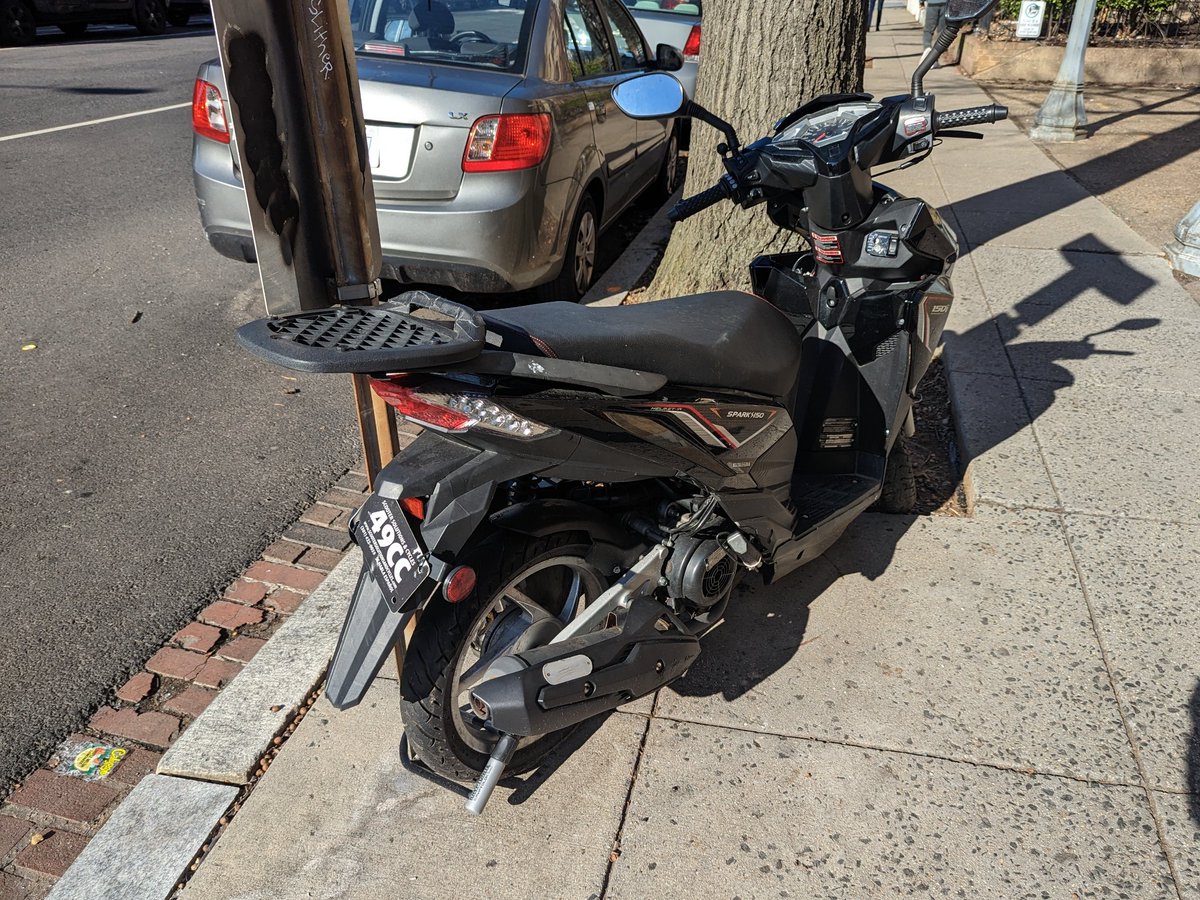 @mattficke Did you know the Vitacci Spark 150cc scooter, despite its name, is only 49ccs?