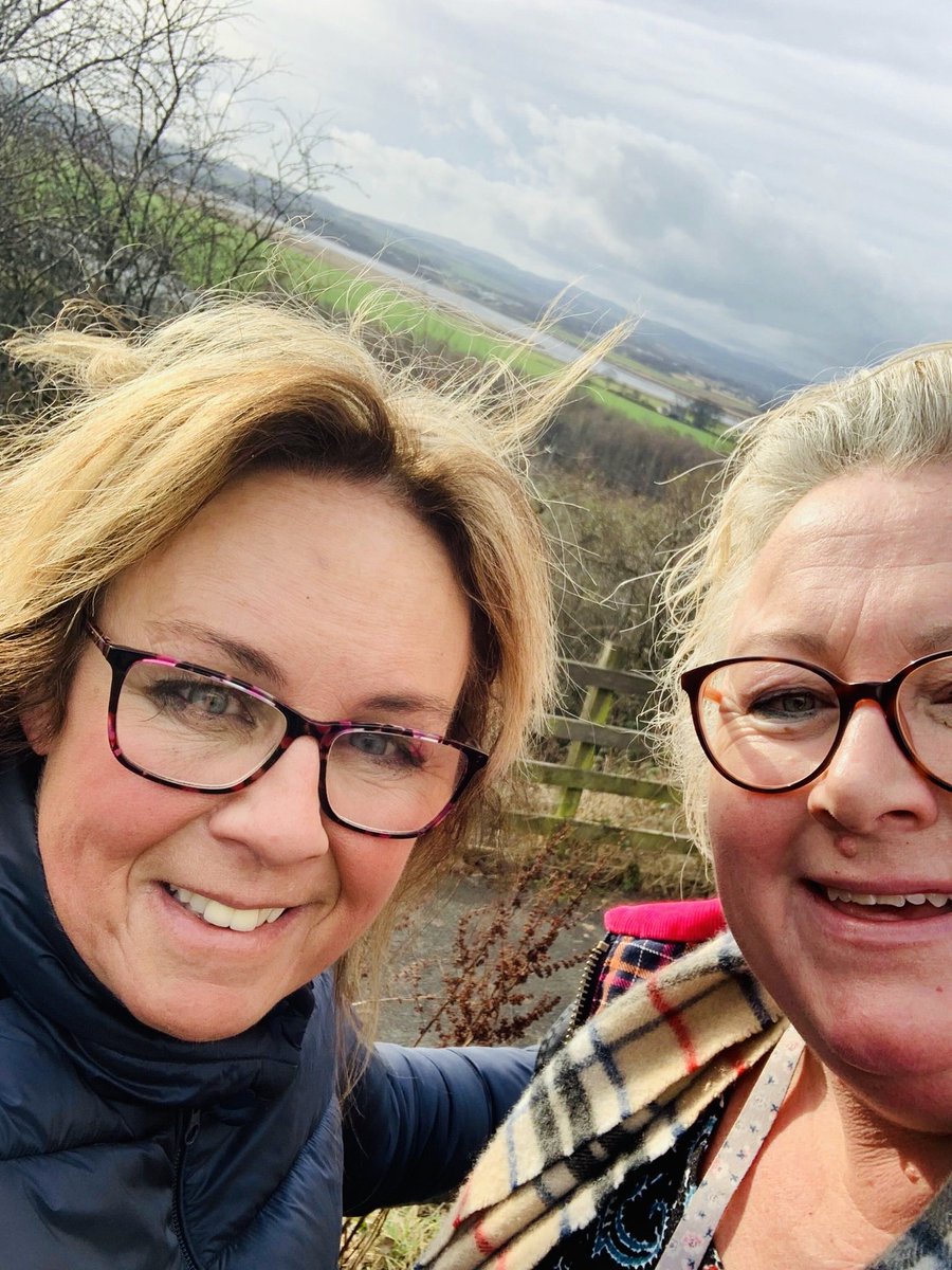 rosejudith66's tweet image. Powering on with our daily lunchtime walks, killer of a steep hill but super view at the top #8Ksteps ⁦🚶‍♀️ 🚶‍♀️well done ⁦@ForsythCathy⁩
#mentalhealth&amp;amp;wellbeing