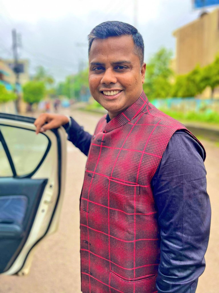 AwadheshMishra_'s tweet image. कोई और भी है या सिर्फ मैं ही हूं...

मुझे आज सुबह से 07 प्रपोजल आ चुके हैं...
03 होम लोन के, 02 कार लोन के, 02 पर्सनल लोन के...
मैंने सभी को मना कर दिया!!!
#proposeday #Propose_day #proposeday2023