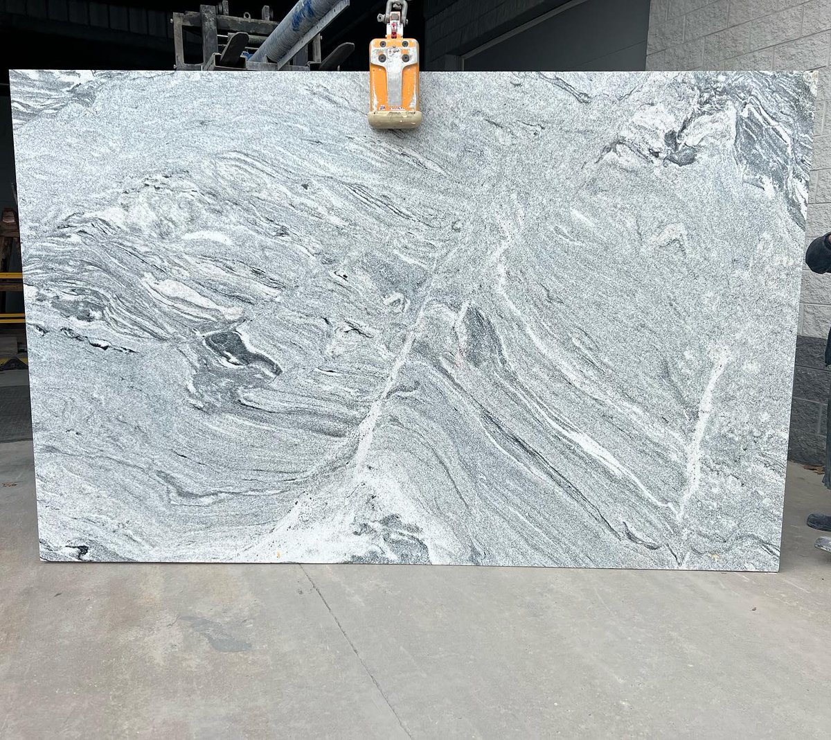 GFgranitellc's tweet photo. 🚨NEW SLABS🚨
Pictured:
Bookmatched Viscount White Granite
Bianco Romano Granite
ST Cecilia Light Granite
All for sale now!!
#goodfellasgranite #delivery #newarrivals #naturalstone #granite #bookmatched #new #fullslabs #stonefabricators #instagood #facebook https://t.co/A4Iq9zZIiU