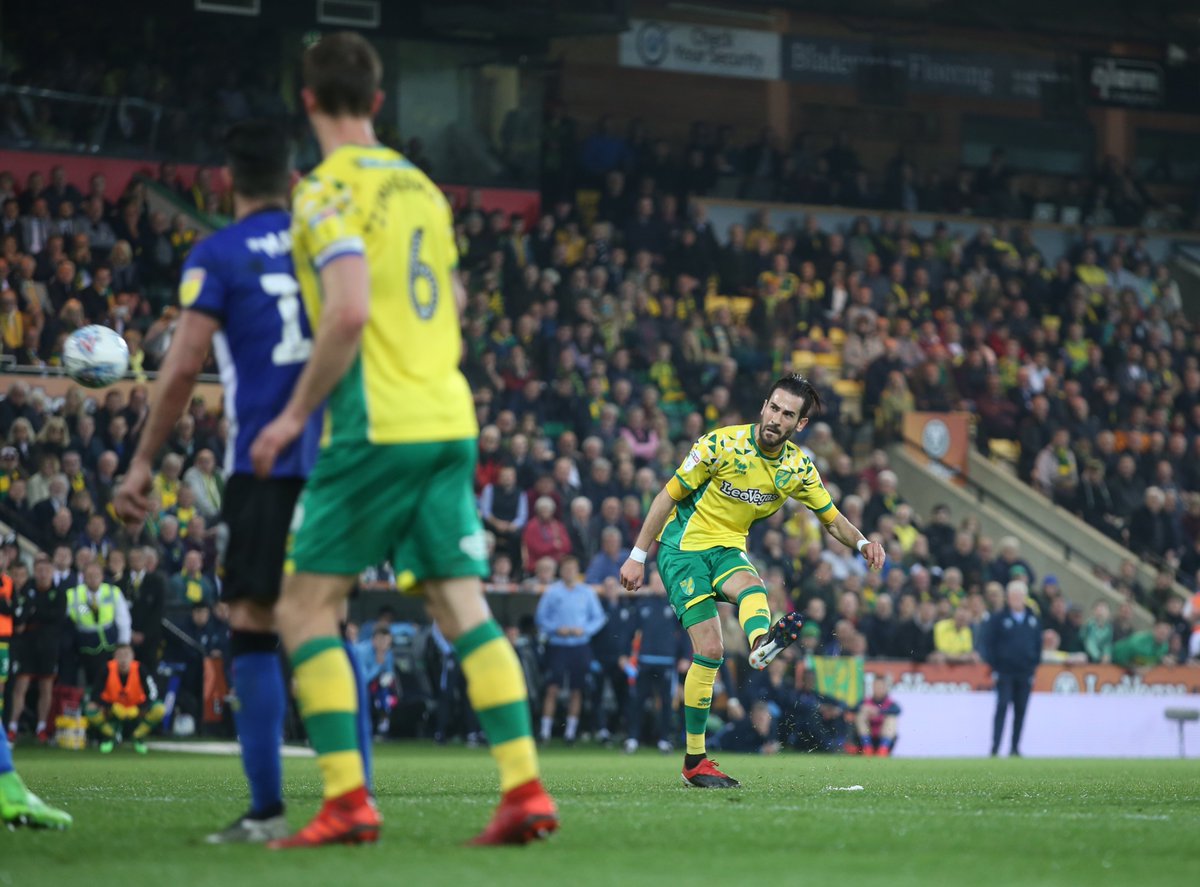 The Pink Un tweet media