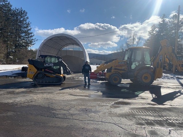altaequipny's tweet photo. Thank you and congratulations!
#JCB #270T #SkidSteer #3CX #Backhoe https://t.co/oiZMiiTS1S