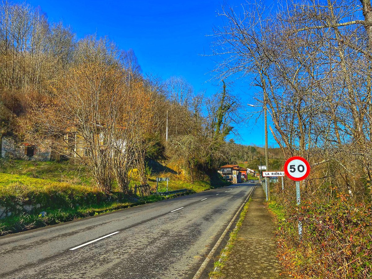 katiamartin86's tweet photo. Día 8 de Febrero 
8 grados de calor 🥵 
8 kms de Ida y 8 de vuelta 😆😆
#workout #lesiónderodilla #yesican #16kms #wednesdaythought #8grados #16kms #Asturias https://t.co/Lff9UkY4xT