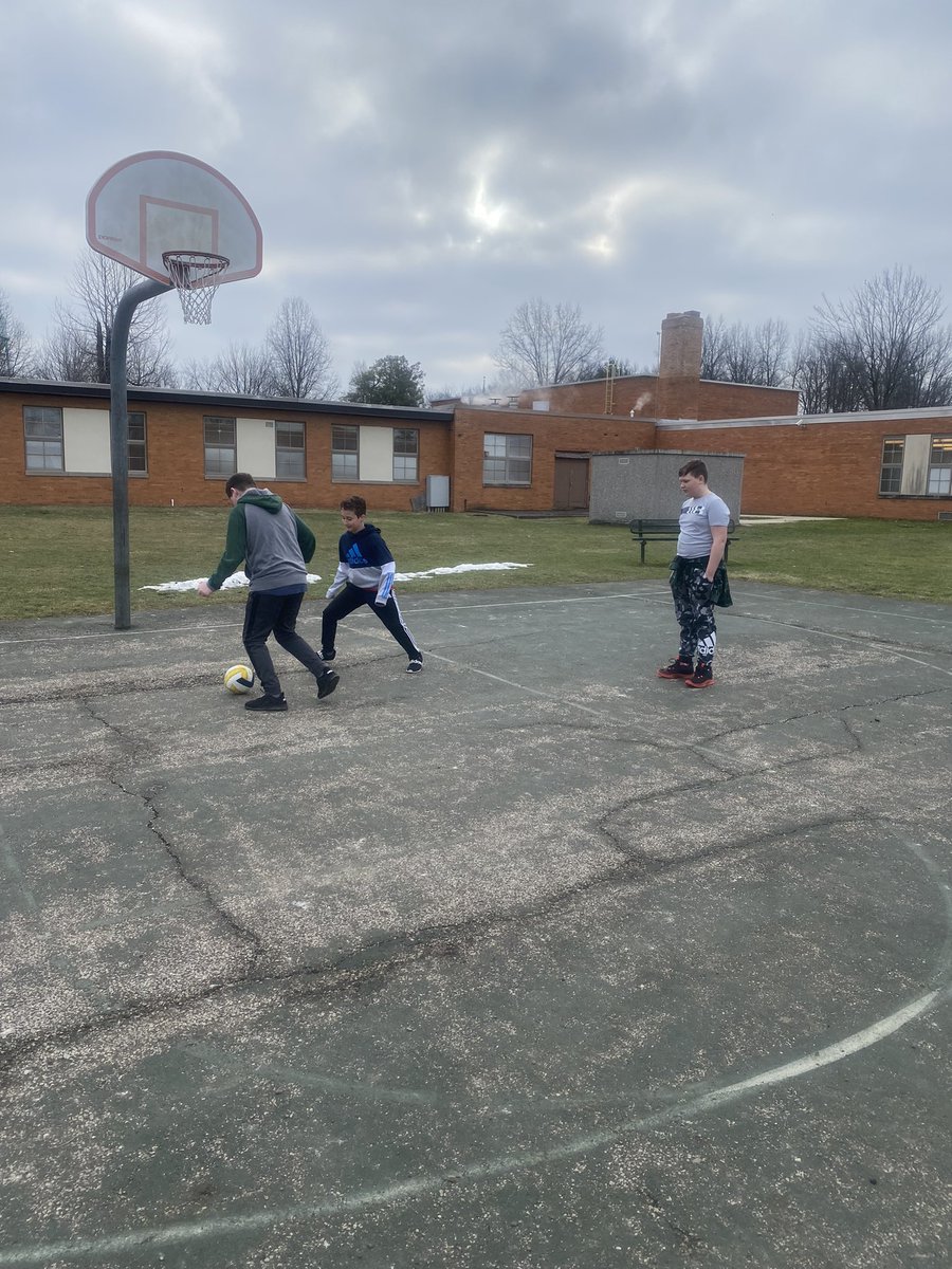 Dawn Monroe tweet media