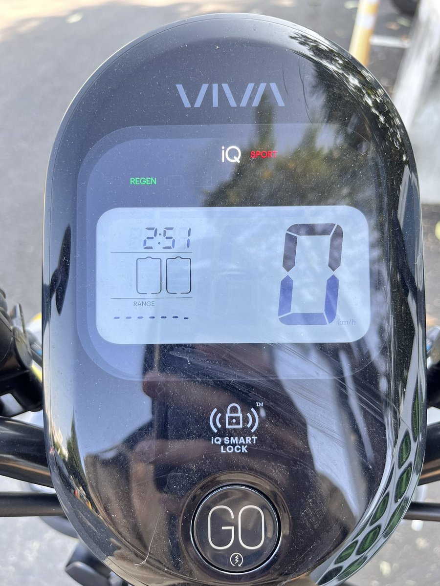 嗚..怎麼會順路的換電站全部都蓋黑布，從南區騎到北區都沒得換上橋的時候時速只有8公里大家都在後面等我..