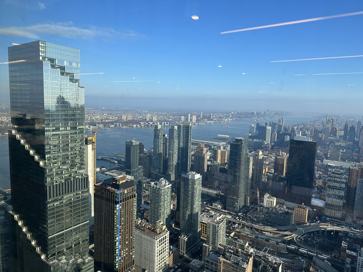 GunnerBrown's tweet image. @FinTechLab Begins. Looking forward to another year of incubation and innovation. All.In.Person.