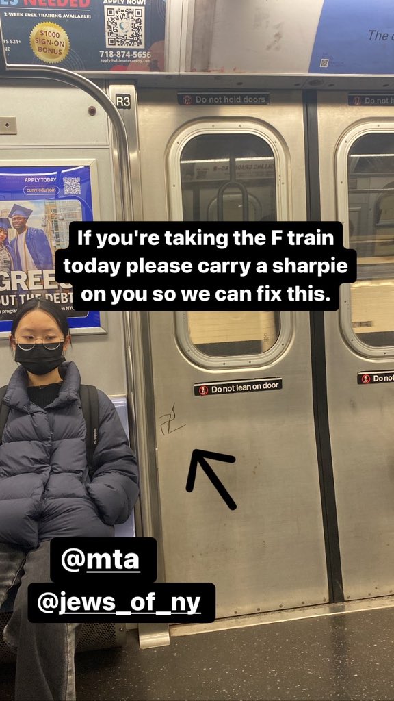 FYI <a href="/MTA/">MTA</a> please fix this. On the F train inside 9743. 🙏 <a href="/JewsOfNY/">Jews_of_NY</a>