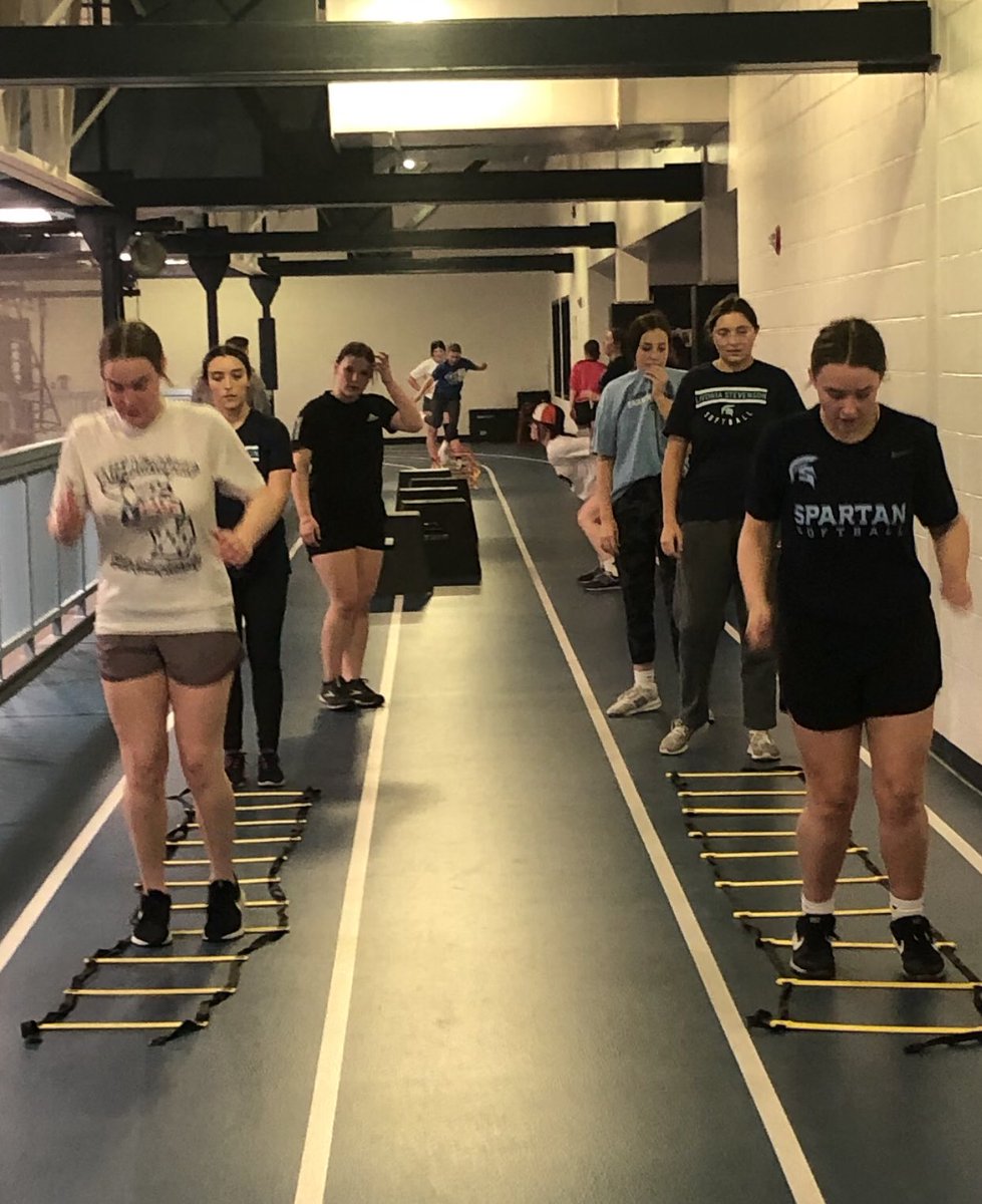 HanniganCoach's tweet photo. Absolutely CRUSHED IT yesterday at conditioning!💪💪💪Check your emails regarding NEW Hitting times for this Saturday- 8:30,9:15,10,10:45am.  #T46 #LOCKIN @Spartans_SHS https://t.co/pbgD5f3MP7