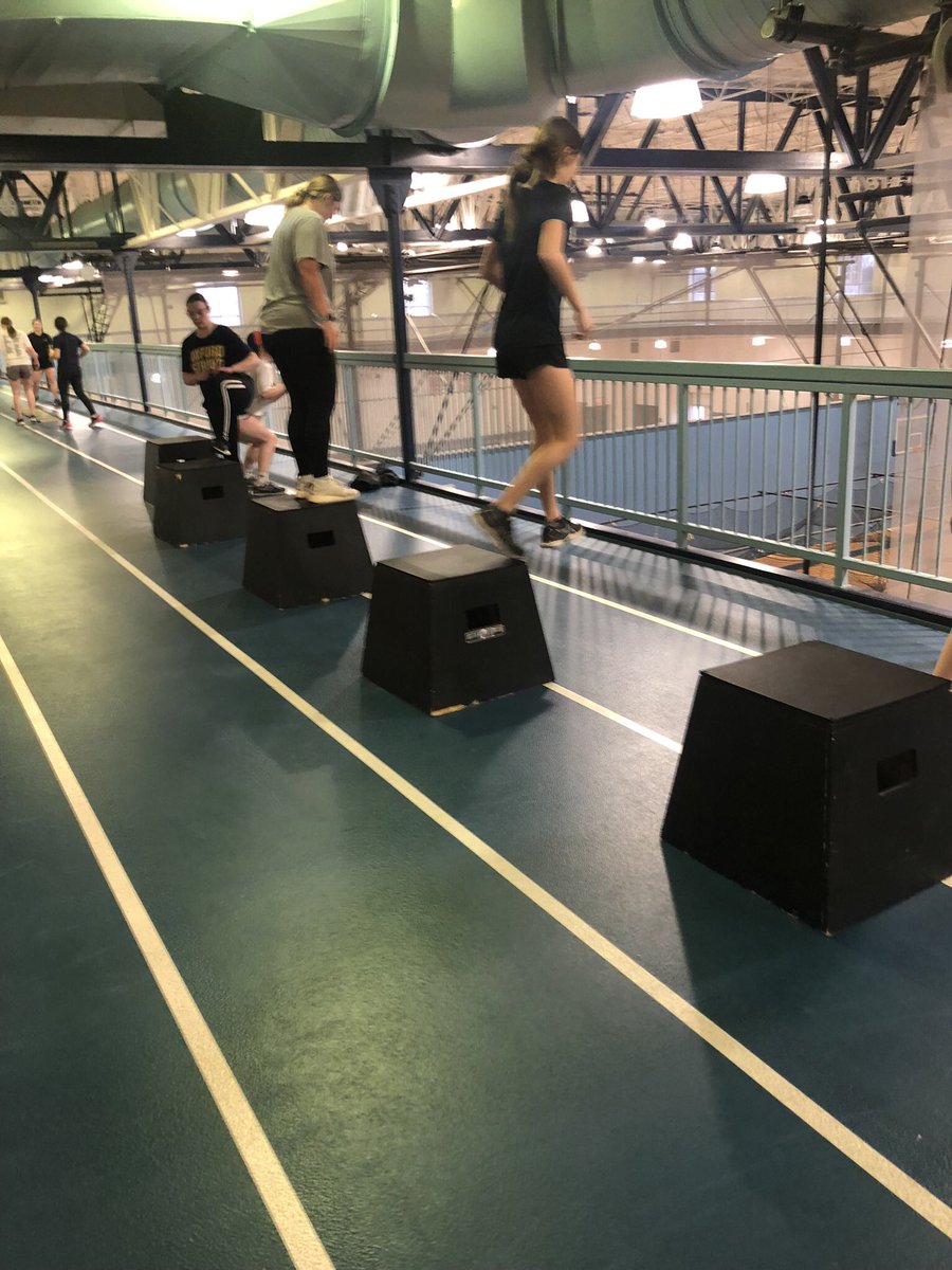 HanniganCoach's tweet photo. Absolutely CRUSHED IT yesterday at conditioning!💪💪💪Check your emails regarding NEW Hitting times for this Saturday- 8:30,9:15,10,10:45am.  #T46 #LOCKIN @Spartans_SHS https://t.co/pbgD5f3MP7